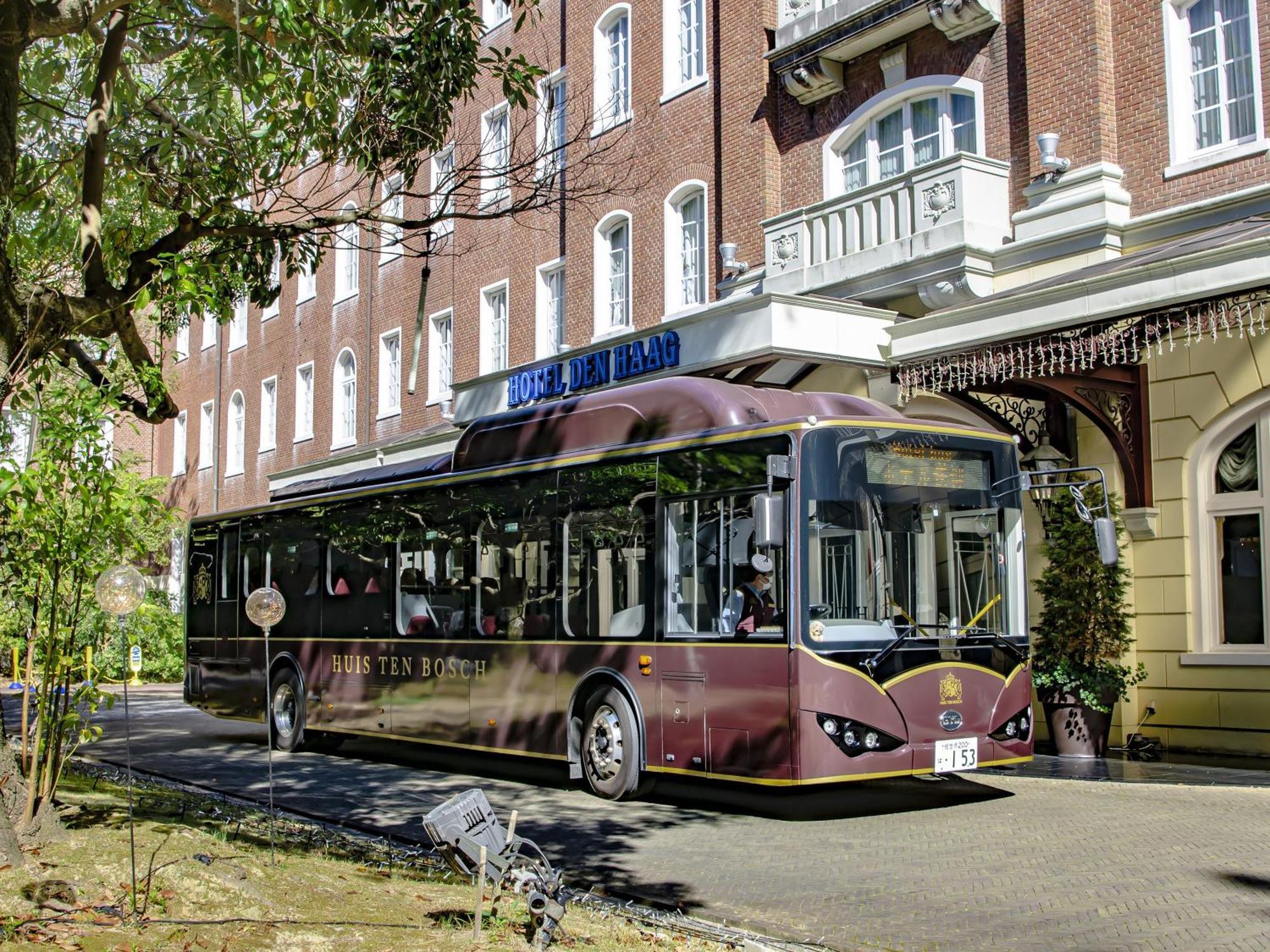 Hotel Den Haag Huis Ten Bosch Sasebo Dış mekan fotoğraf The first electric bus in the world, the BYD e6, in service in Shenzhen, China