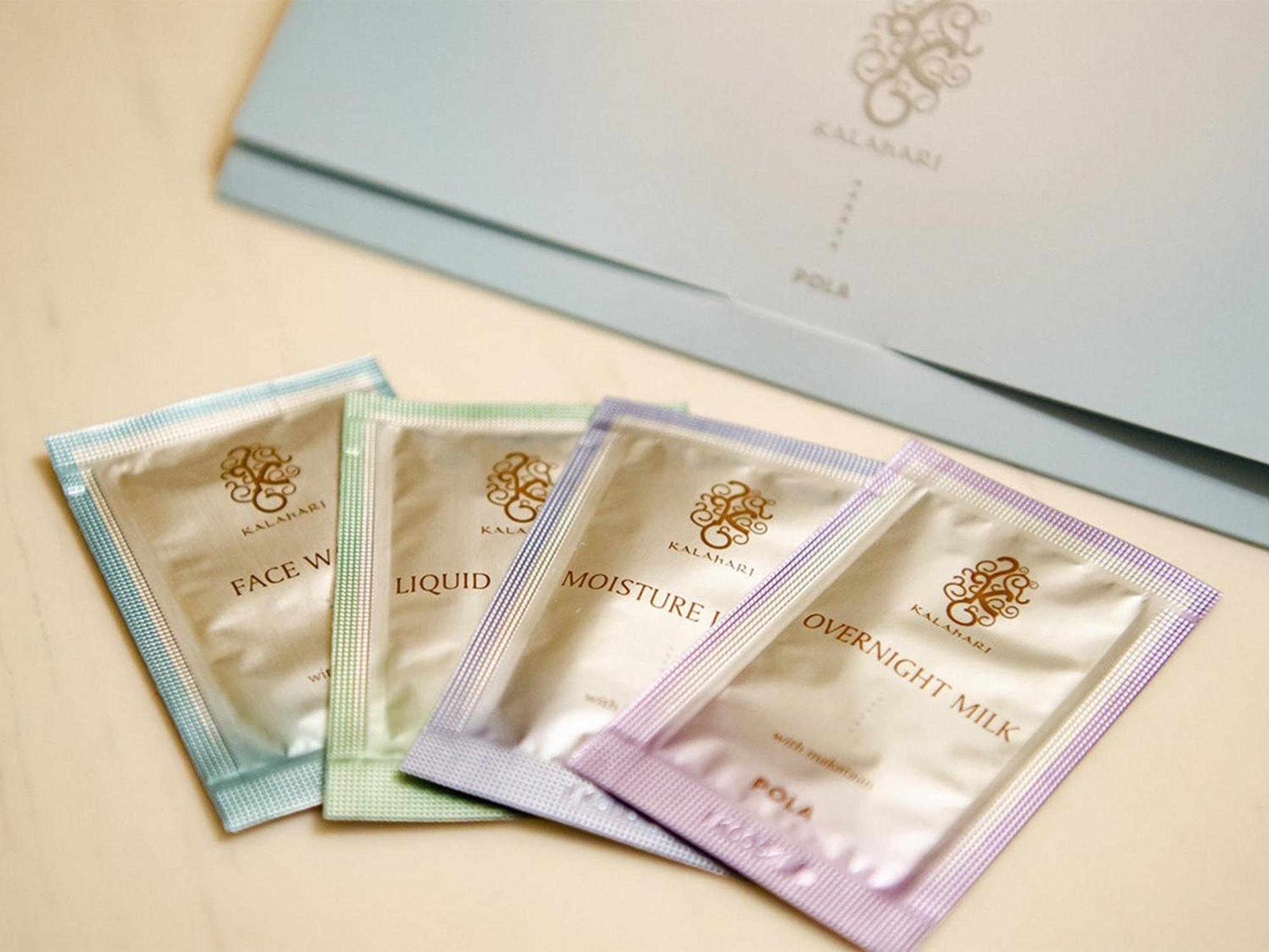 Hotel Den Haag Huis Ten Bosch Sasebo Dış mekan fotoğraf A selection of the four flavours of the tea