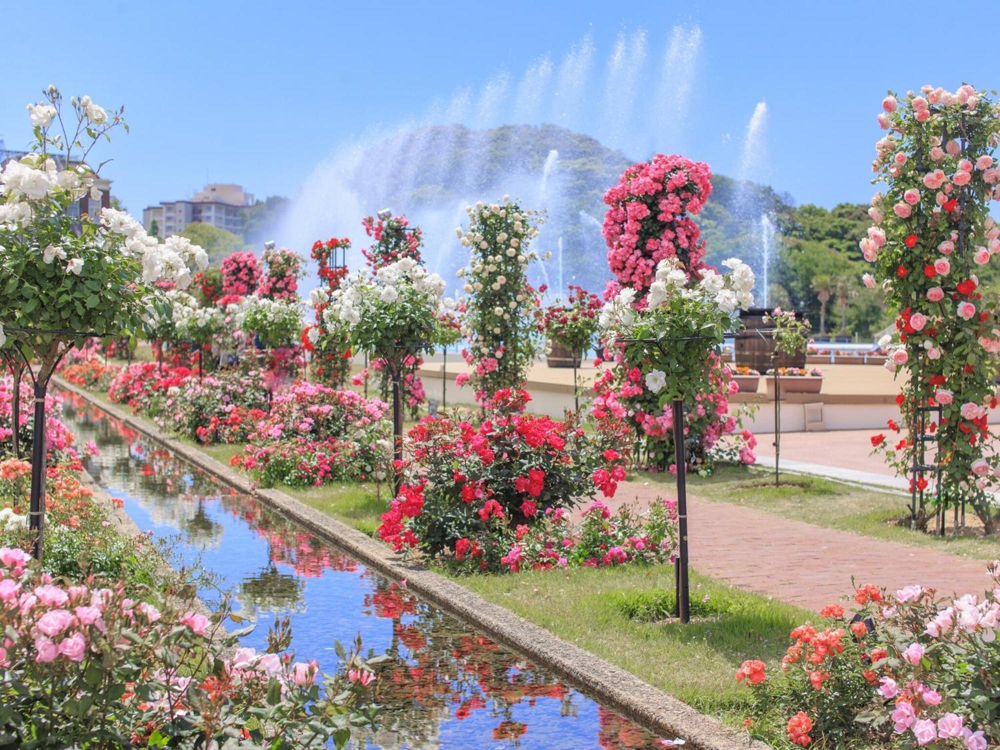 Hotel Den Haag Huis Ten Bosch Sasebo Dış mekan fotoğraf The International Rose Test Garden